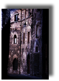 Narrow street, Gubbio